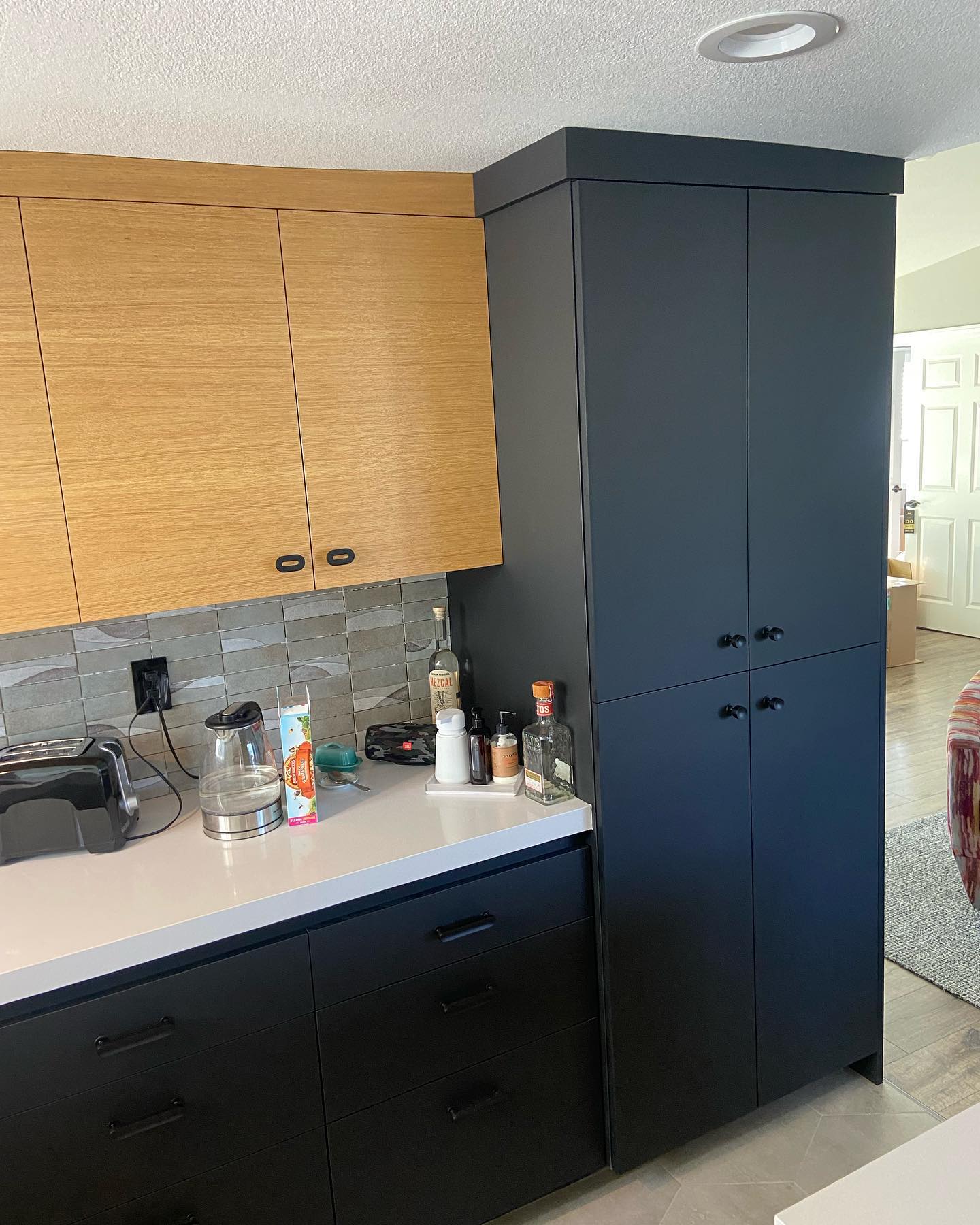 Featured image for “Custom Kitchen in Rift Cut White Oak and Fenix “Nero Ingo””