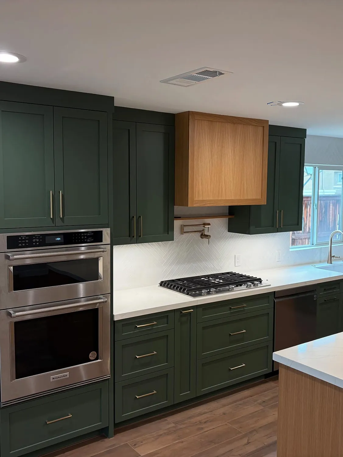 Featured image for “Custom Cabinets in Rift Cut White Oak and Paint Grade “Rosemary””